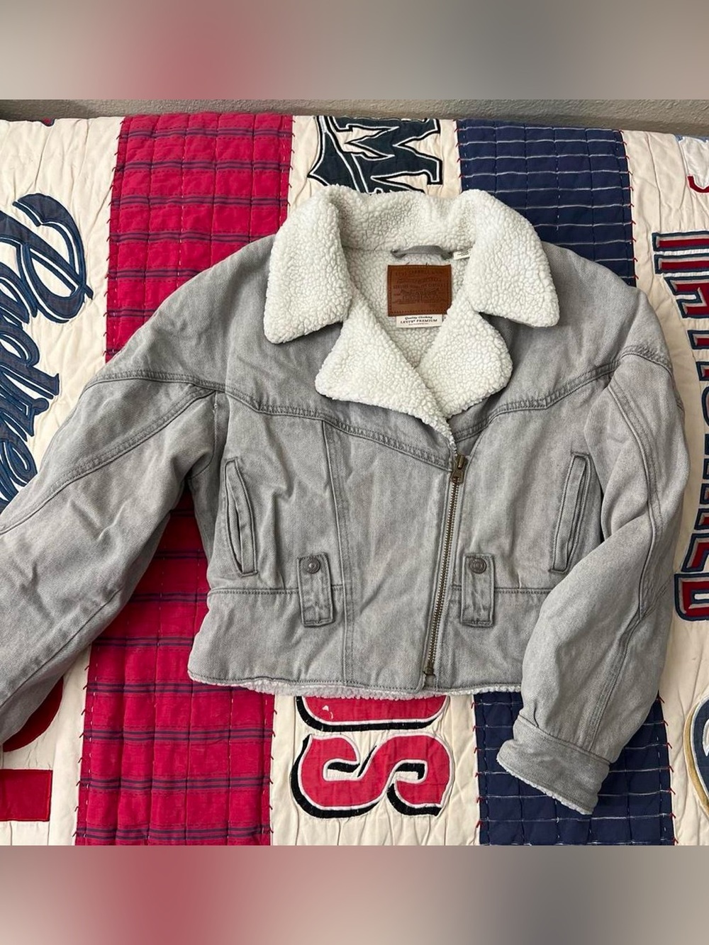Levi’s Gray Sherpa lined denim jacket